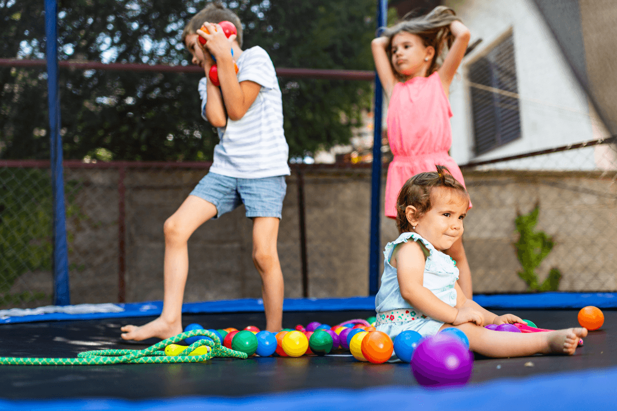 Trampoline Size Guide: Choosing the Right Option for Your Backyard